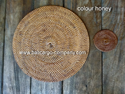 woven placemat
