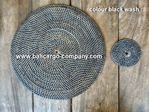 woven placemat