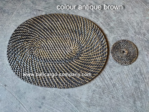 woven placemat