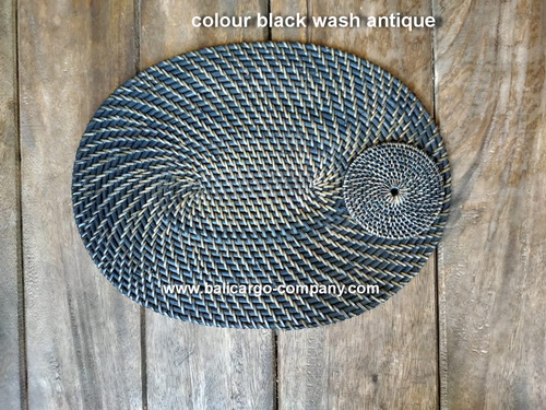 woven placemat