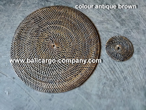 woven placemat