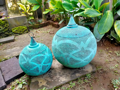 pendant lights