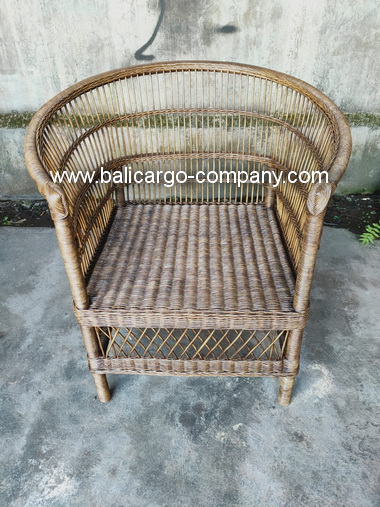 rattan lounge chair