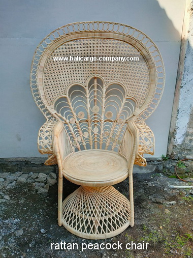 rattan peacock chair