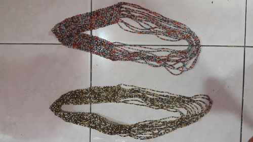 beads necklace