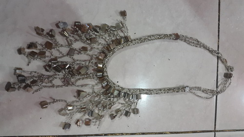 beads necklace