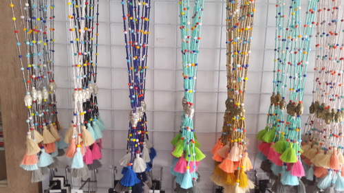 beads necklace