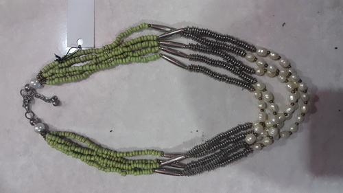 beads necklace