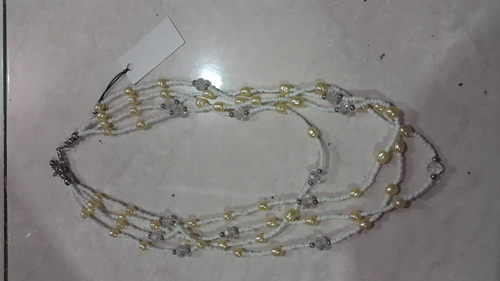 beads necklace
