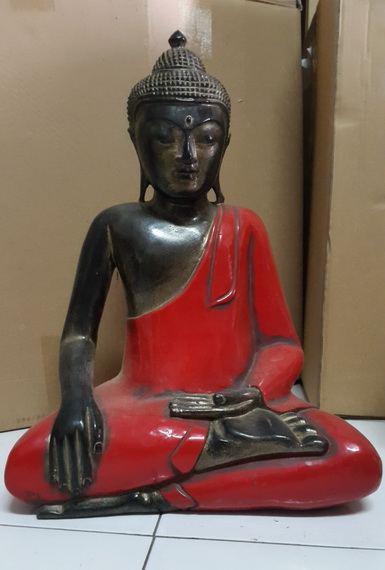 wood carving statue