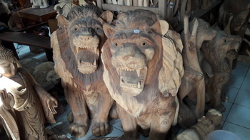 animal wood statue