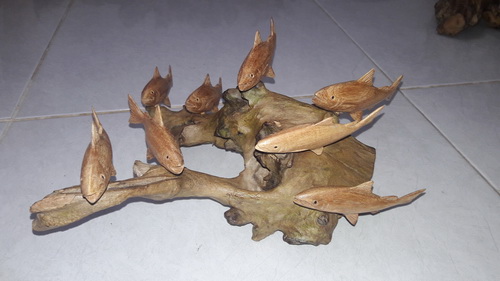 fish wood statues