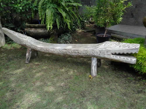 crocodile bench