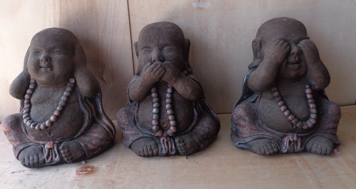 bali garden statue