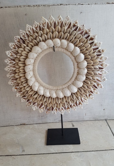 papua necklace