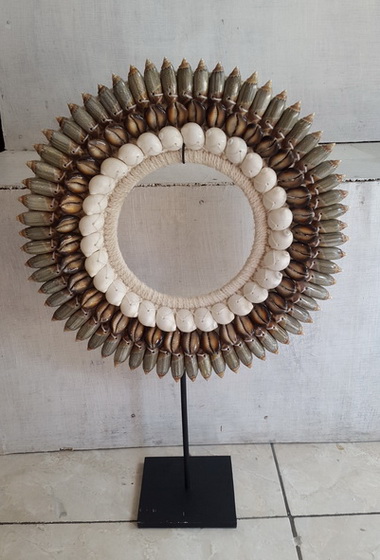papua necklace