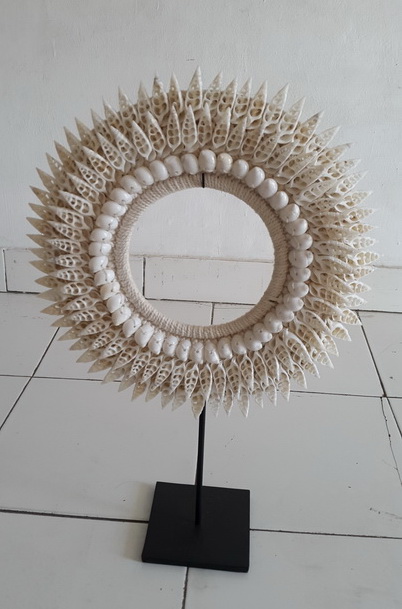 papua tribal necklace