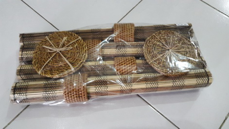 natural placemat