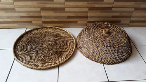 rattan tray