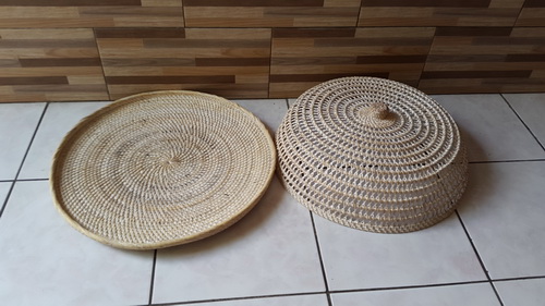 rattan tray