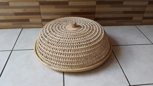 rattan tray