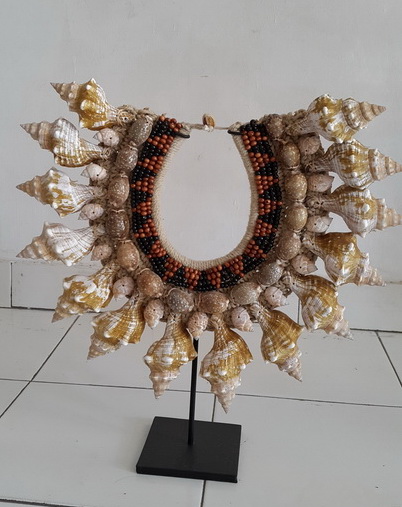 shell tribal necklace