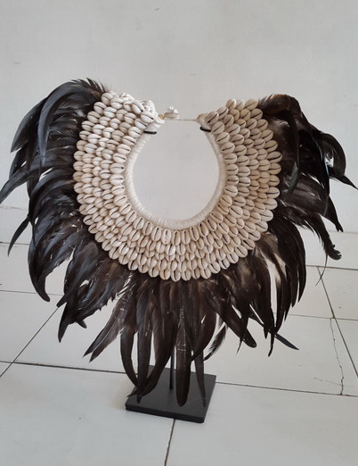 shell tribal necklace