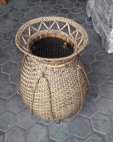 vintage basket