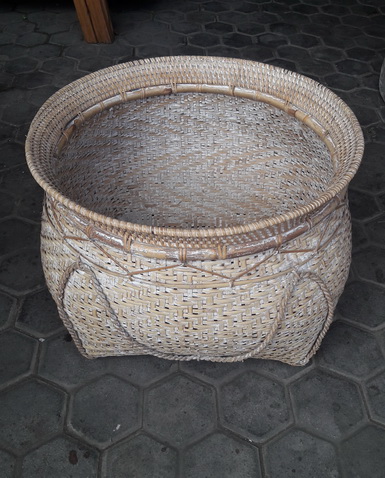 vintage basket