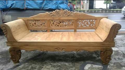 wooden day bed